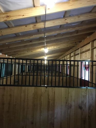 horse barn with lean to