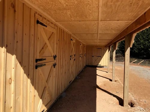 lean to barns
